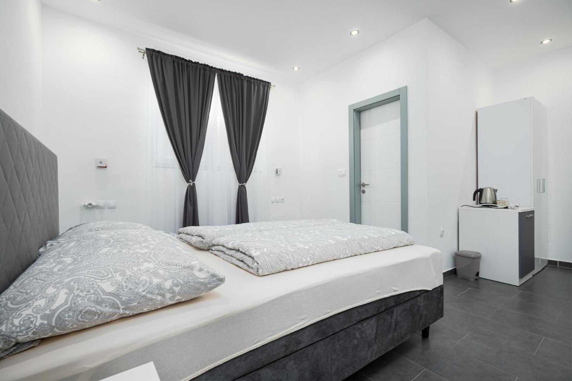 Rooms And Studio Flora Poreč Eksteriør bilde