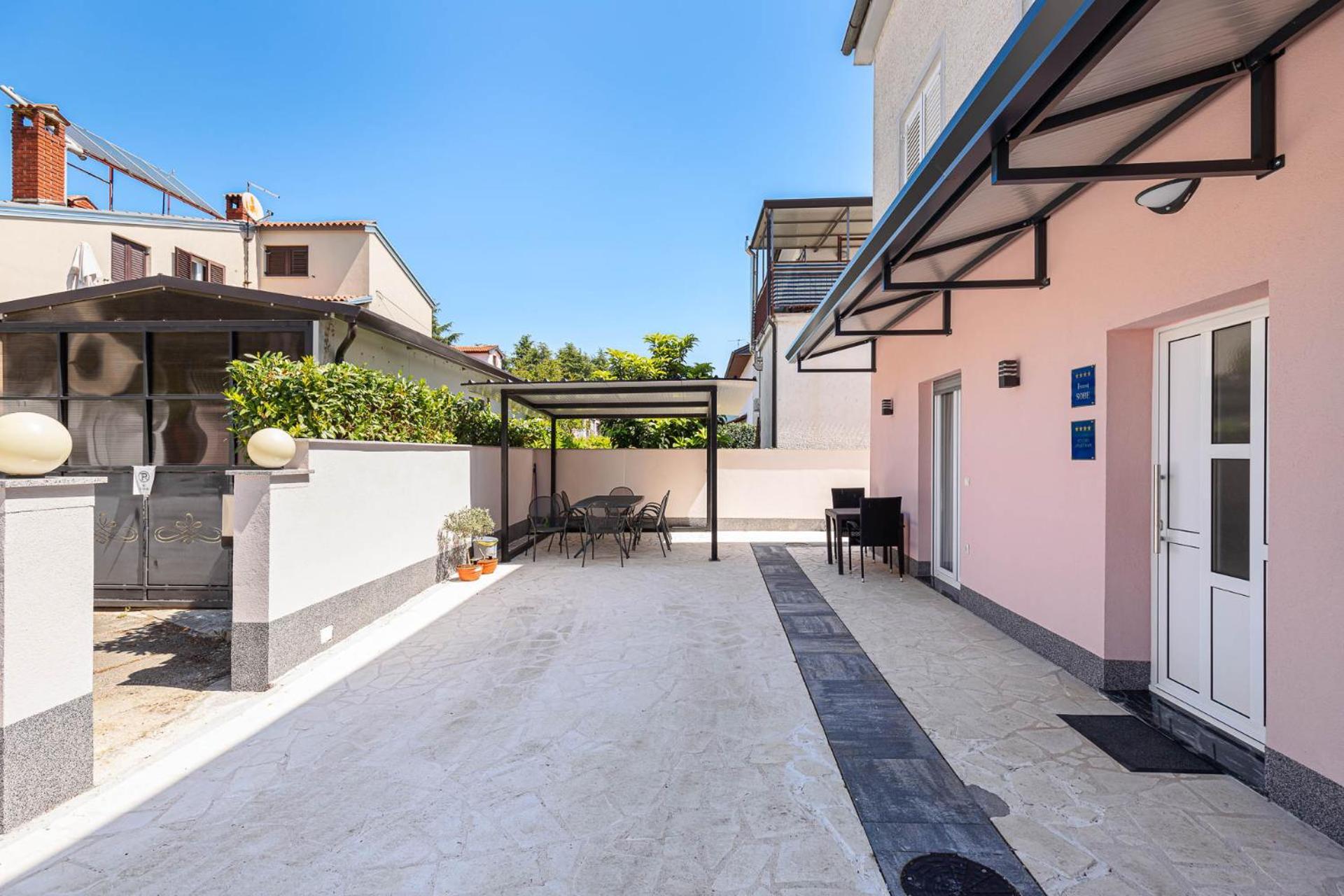 Rooms And Studio Flora Poreč Eksteriør bilde